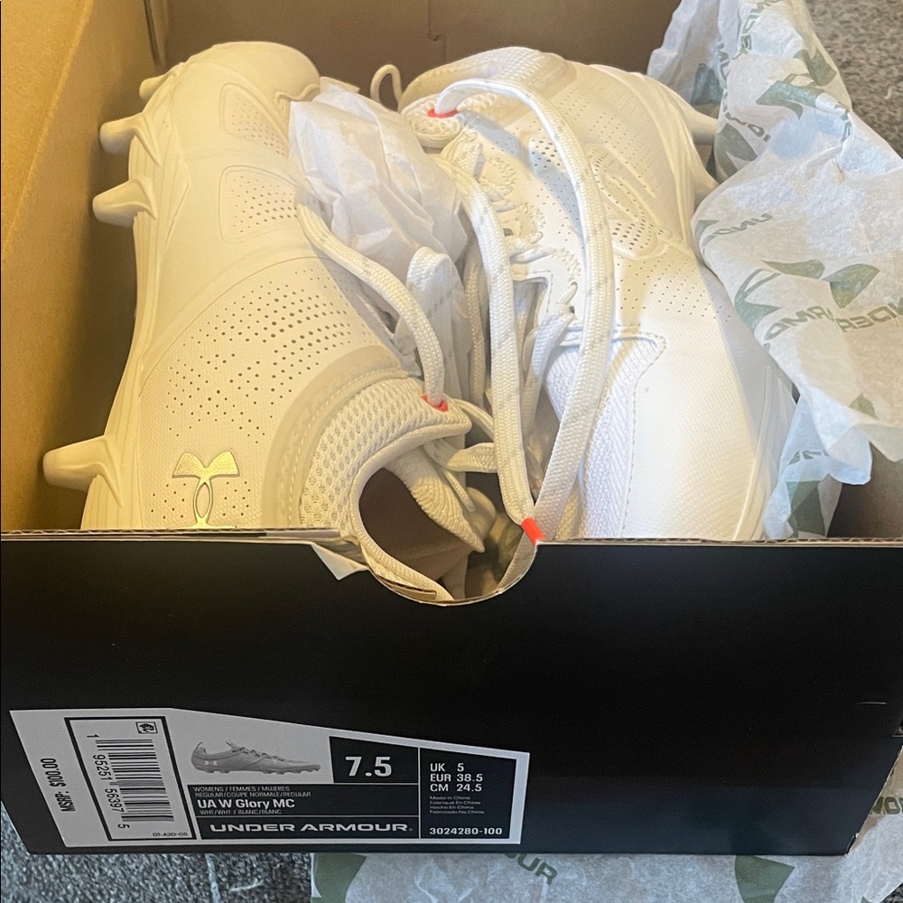 New Under Armour UA Glory MC Women's Lacrosse Cleats 3024280-100 MSRP $100